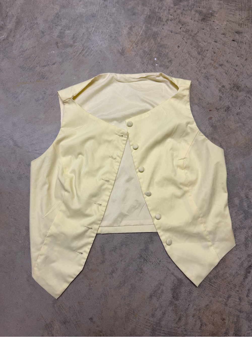 Missguided + Pale Yellow Button-Front Vest